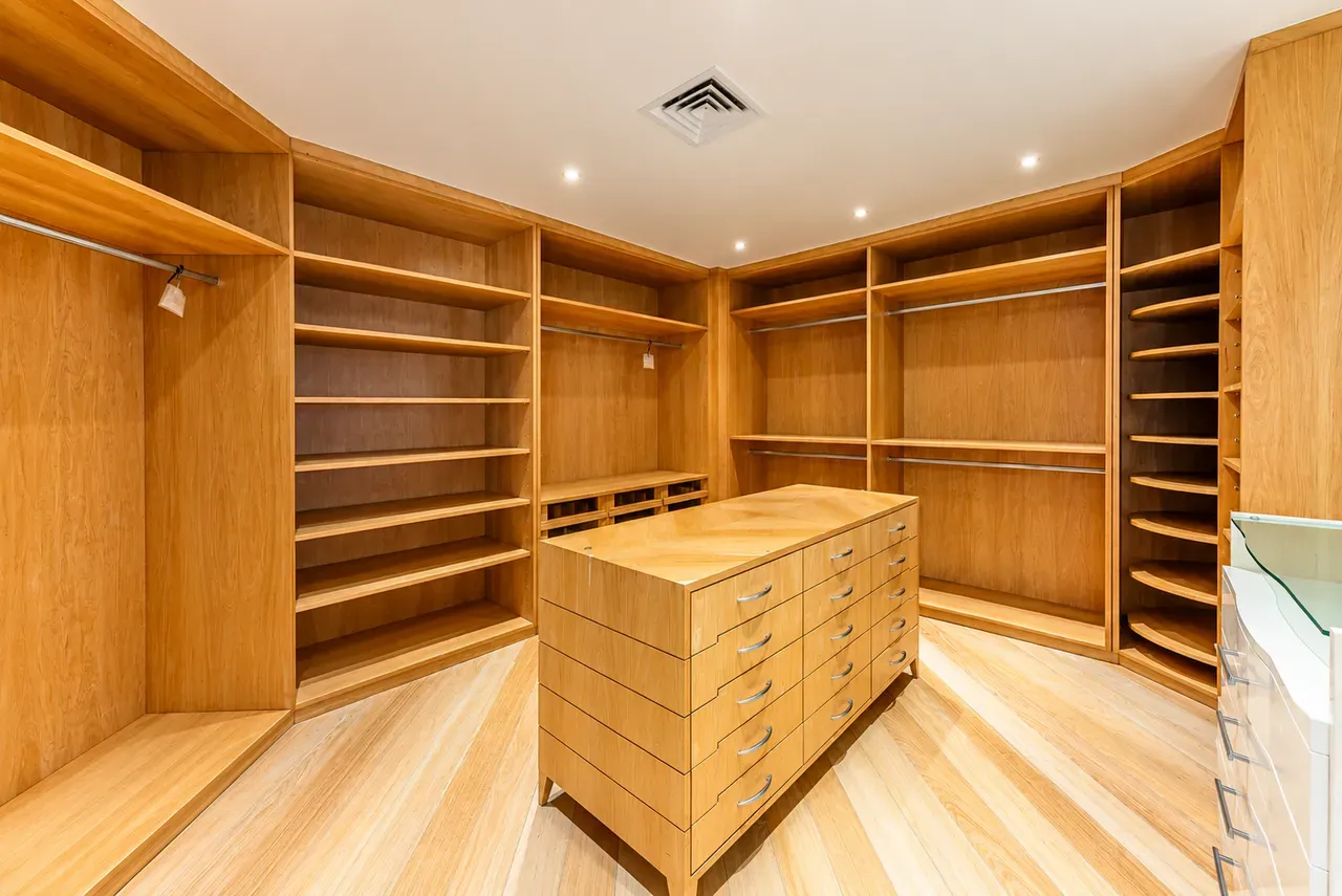 5 quartos e lava-louças: casa de 922 m² — photo 29