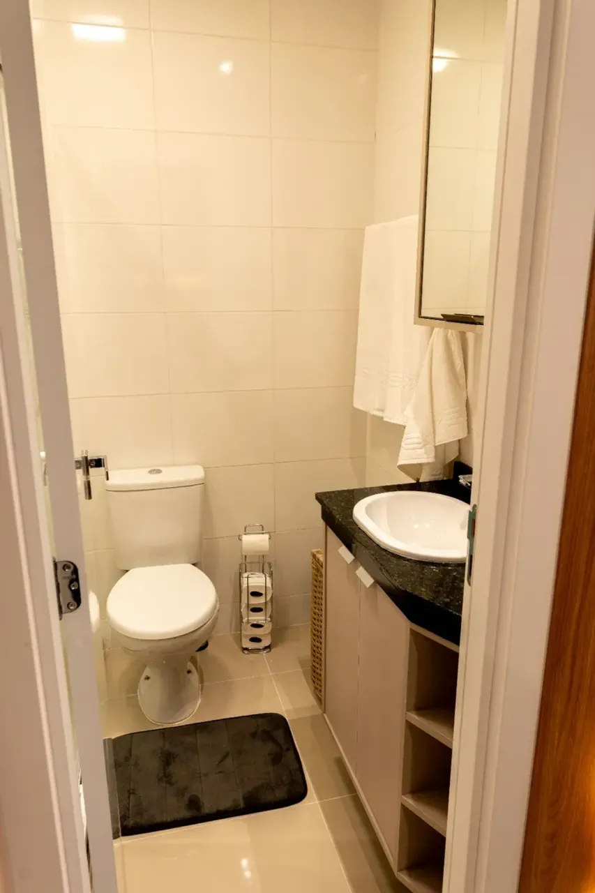 Furnished 1-bedroom apartment with no parking space — photo 9