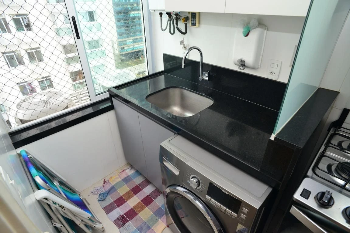 Apartamento amueblado de 2 habitaciones con balcón — photo 11