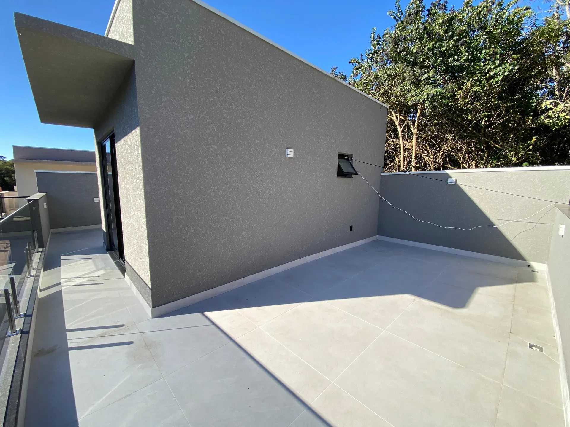 House in a gated community with 3 bedrooms and 5 baths — photo 36