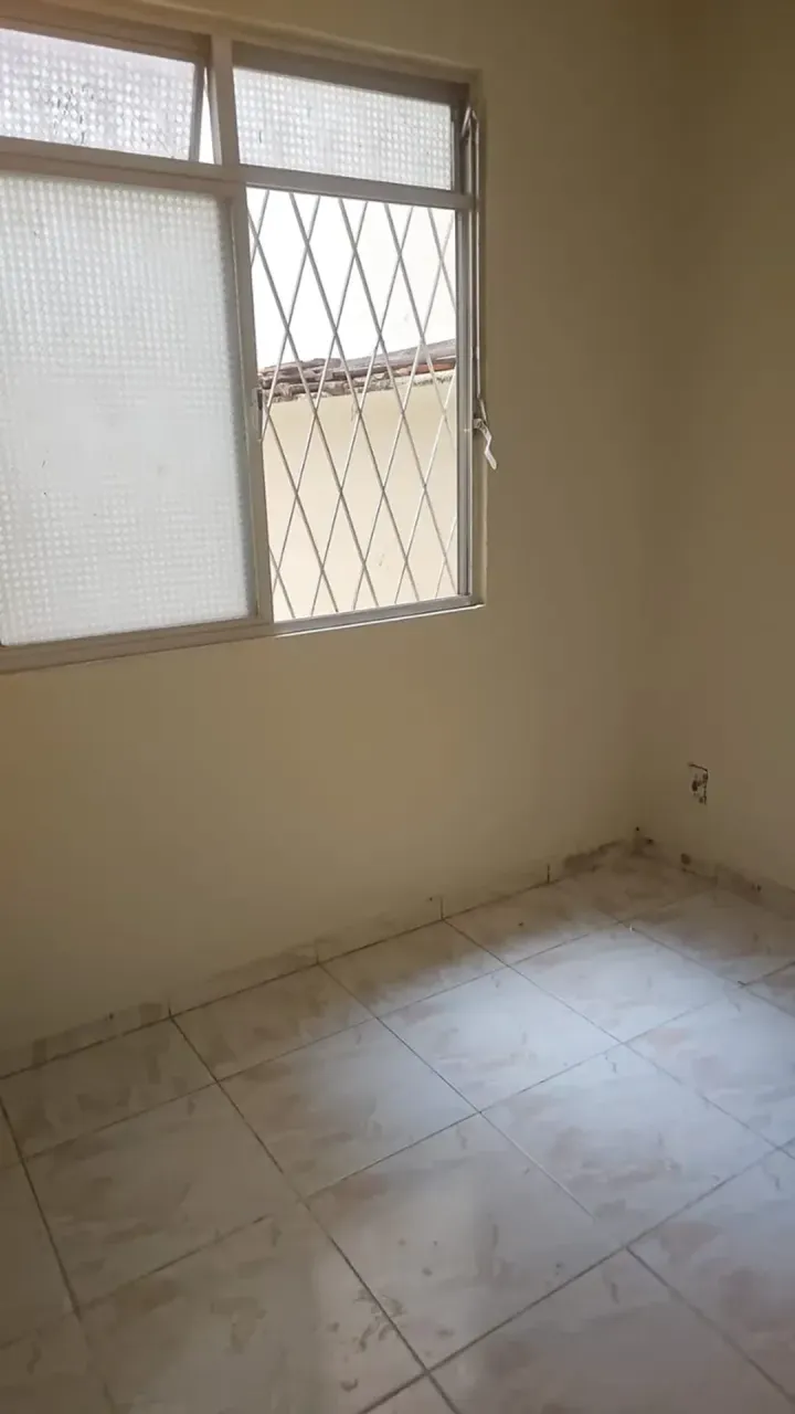Unfurnished house with 5 bedrooms and 2 bathrooms — photo 6