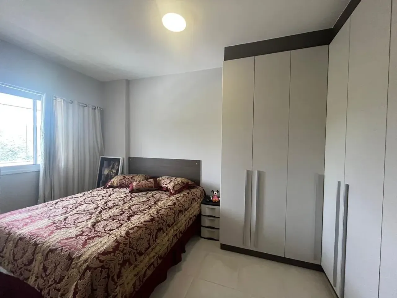 Apartamento mobiliado com 3 quartos e varanda de vidro — photo 5