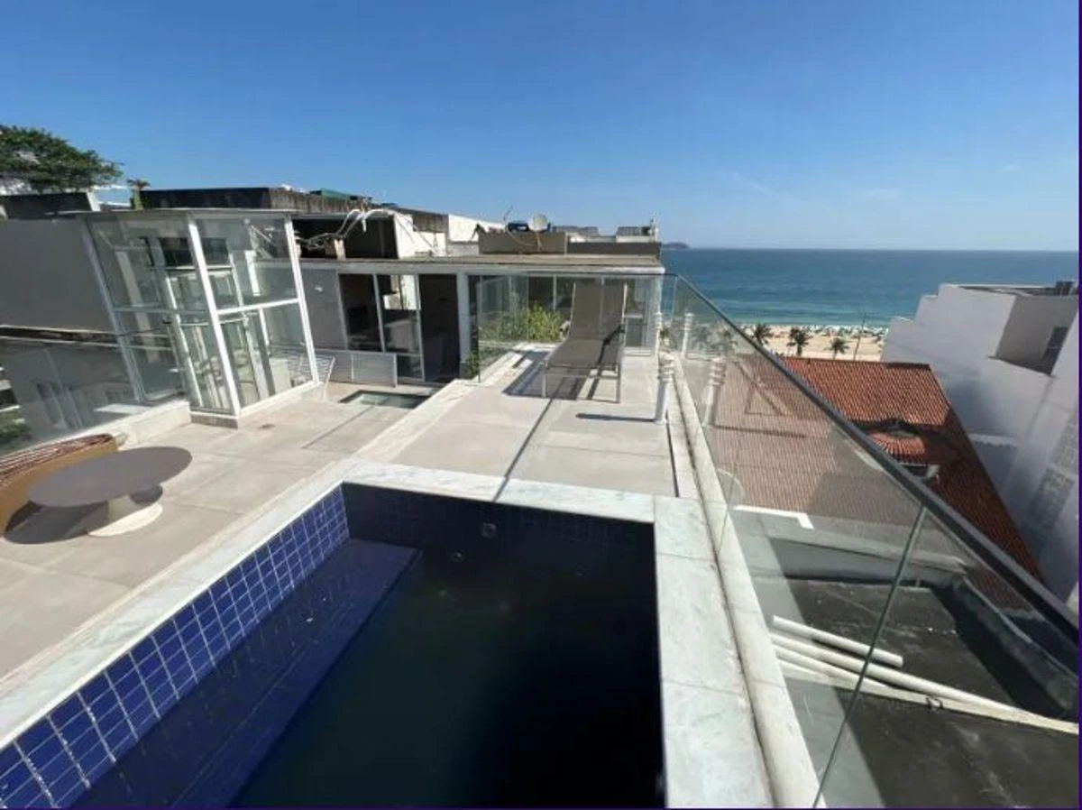Furnished 400 m² apartment with 4 bedrooms and a terrace — photo 11