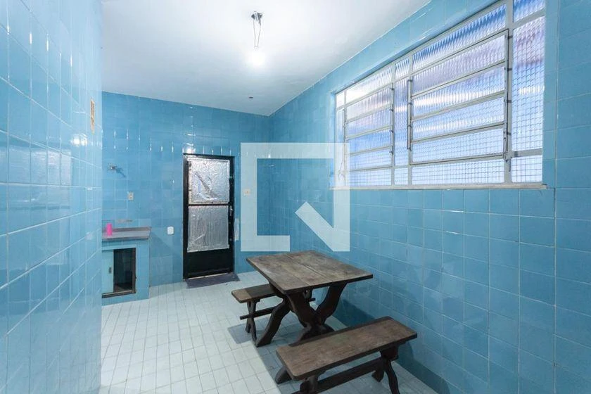 Casa para aluguel com 4 quartos e varanda, 600 m² — photo 3