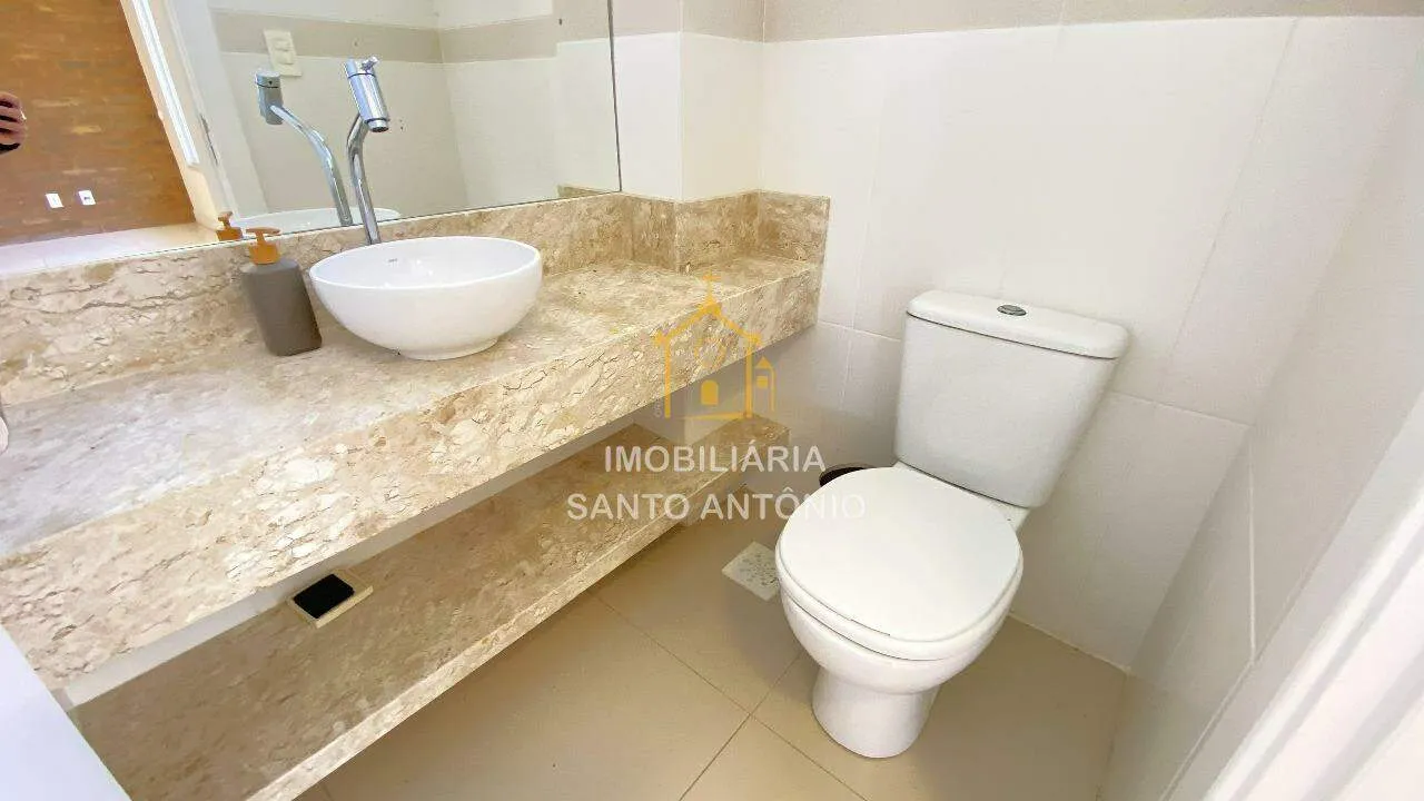 Condo house with 3 en-suite bedrooms and 4 baths, 190 m² — photo 18