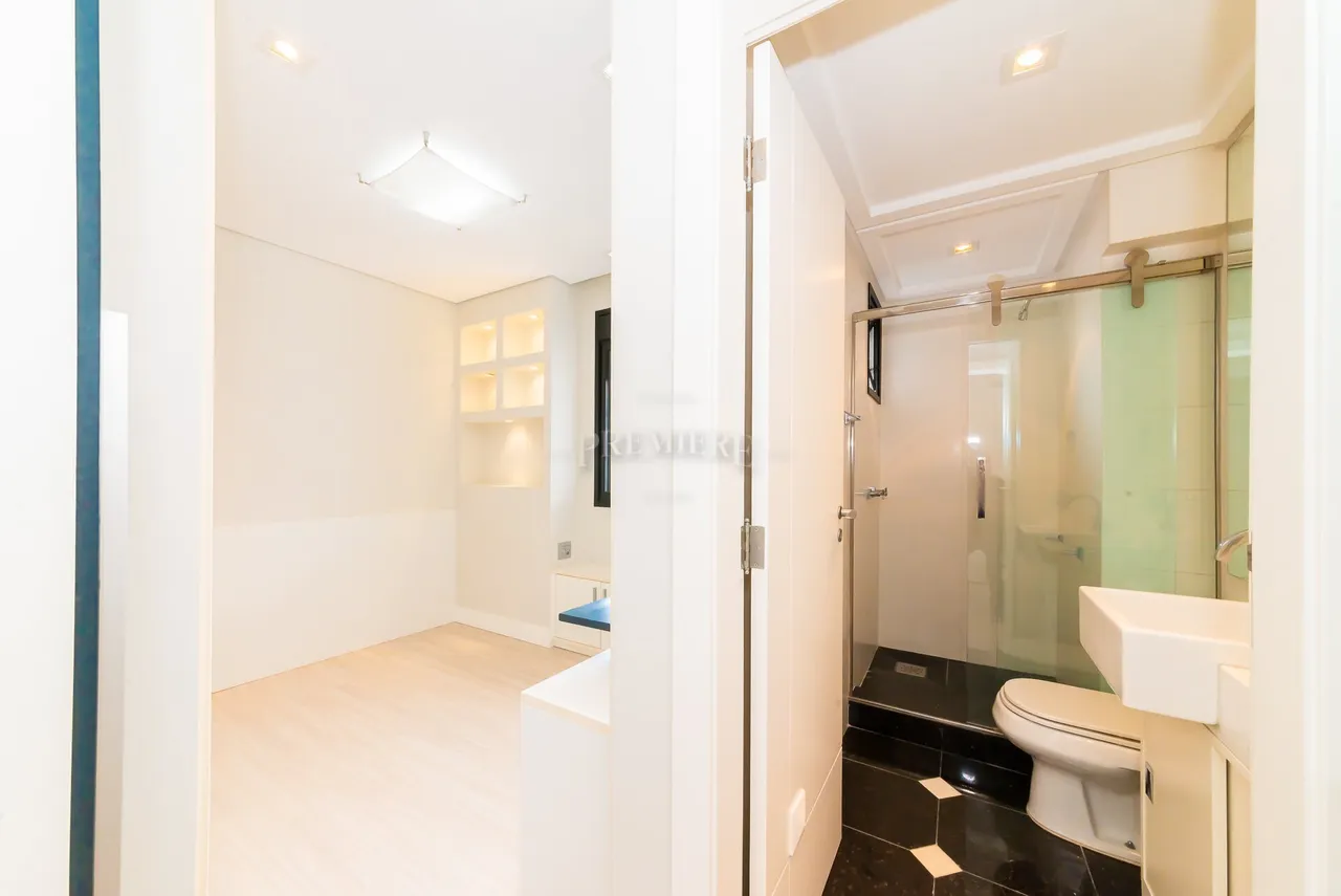 Apartamento de 3 suítes com 265 m² e 2 vagas — photo 15