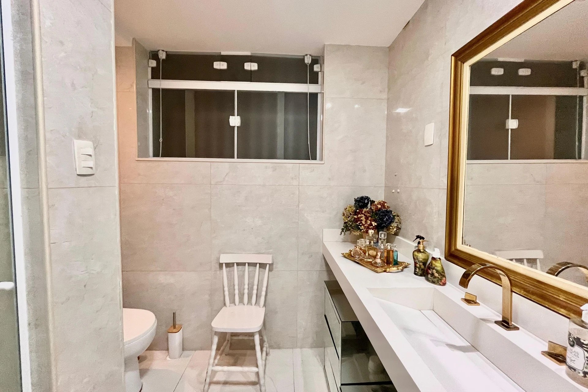 Furnished apartment, 140 m², with a washing machine — photo 19