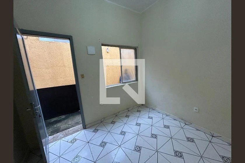 Apartamento de 1 dormitorio de 25 m² con ducha eléctrica — photo 9
