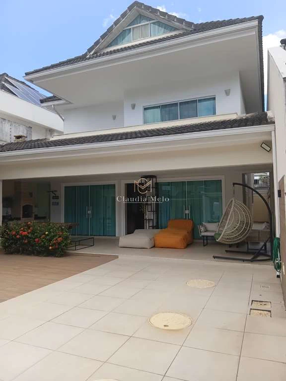 Casa em condomínio com 3 suítes e 370 m², cozinha integrada — photo 15