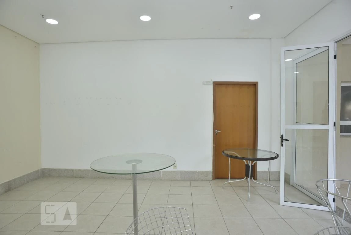 2-bedroom apartment with a mountain view — photo 21