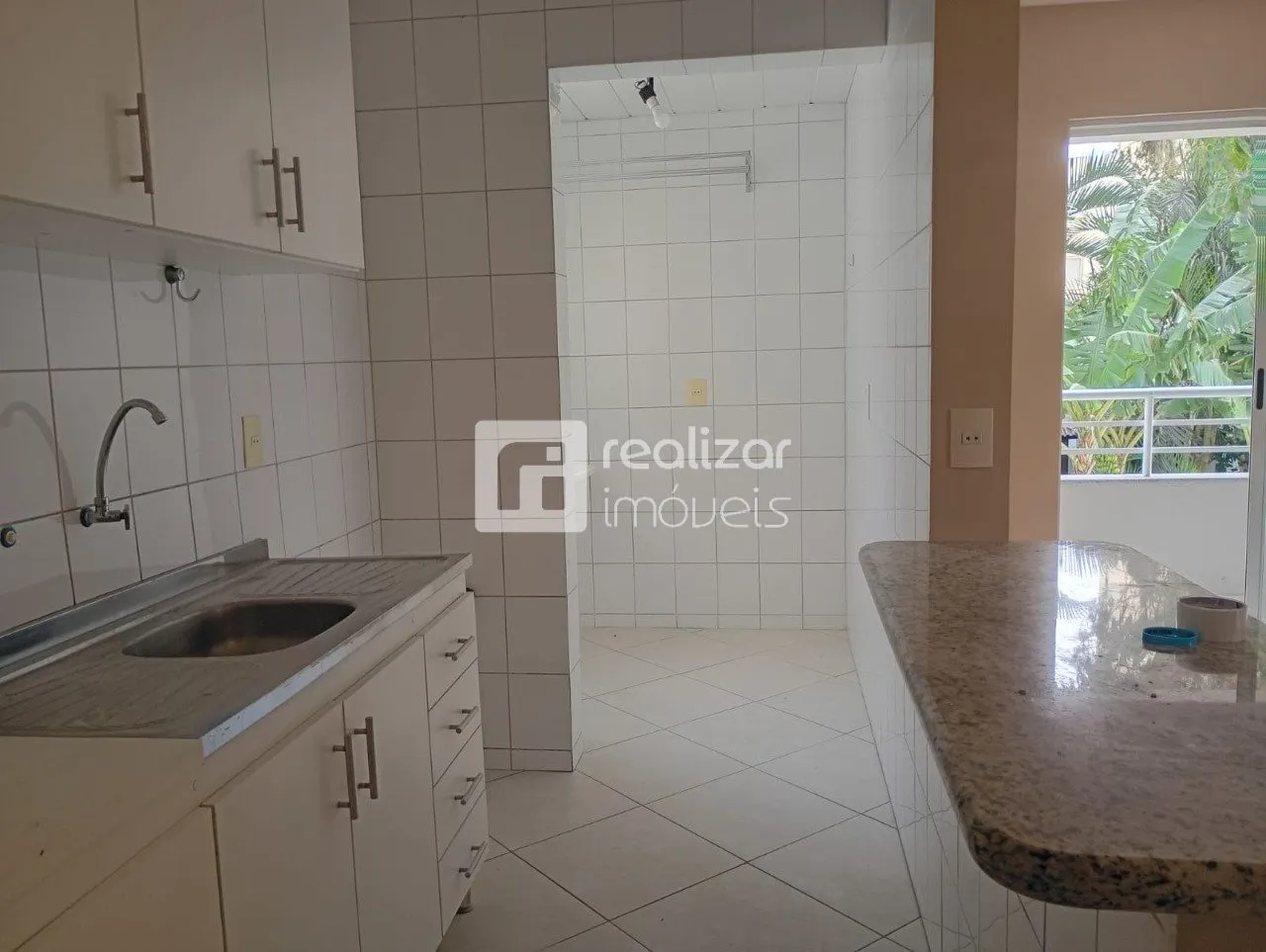 Apartamento de 2 dormitorios con balcón y 1 plaza — photo 12