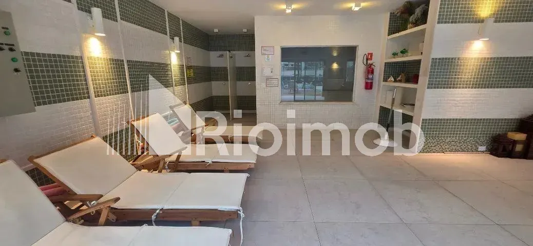 Apartment with 2 bedrooms, 1 suite and balcony — photo 21