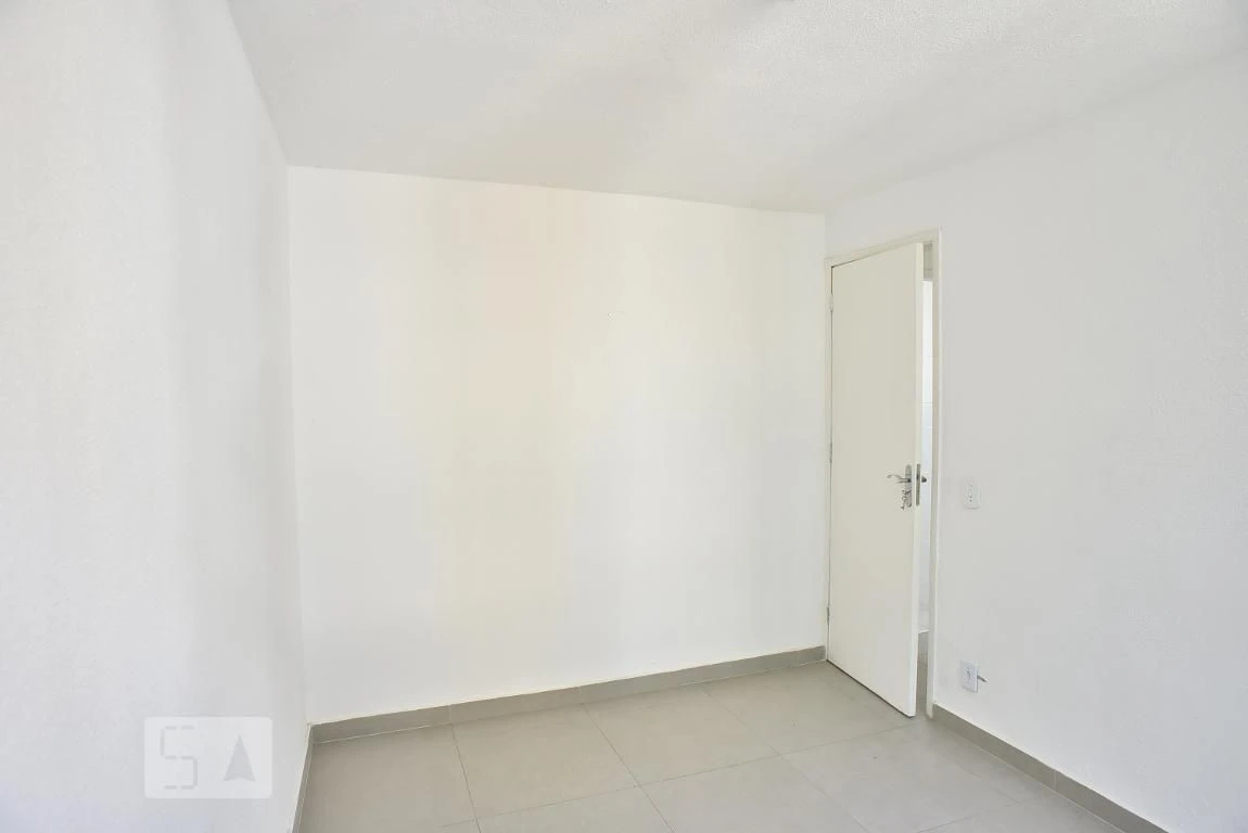 2-bedroom apartment with a washing machine — photo 31