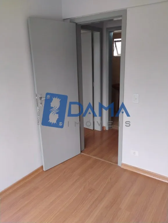 Apartamento com 3 quartos e área de lavanderia — photo 19