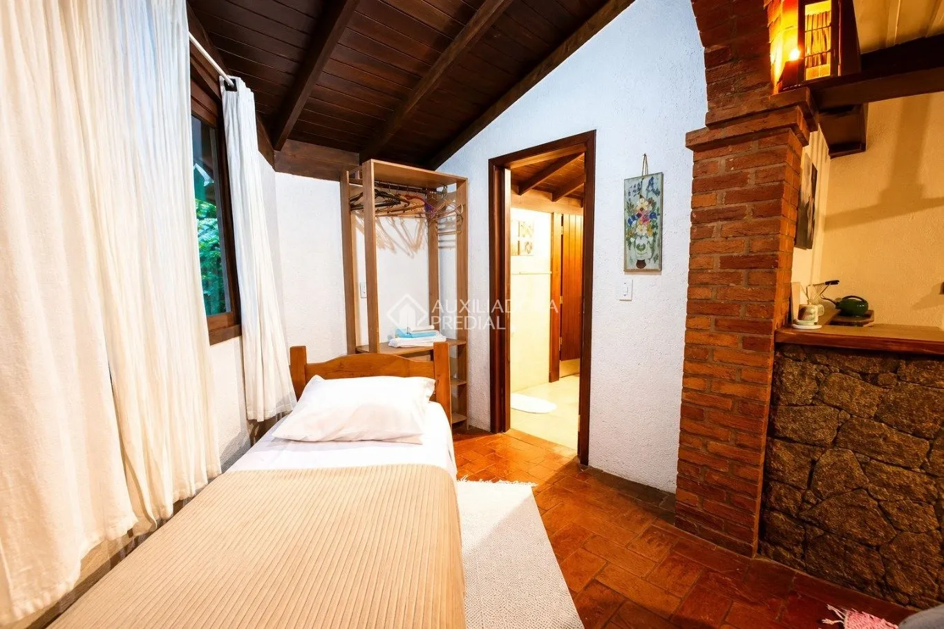 Chalet amueblado con 1 dormitorio y parrilla en la terraza — photo 11