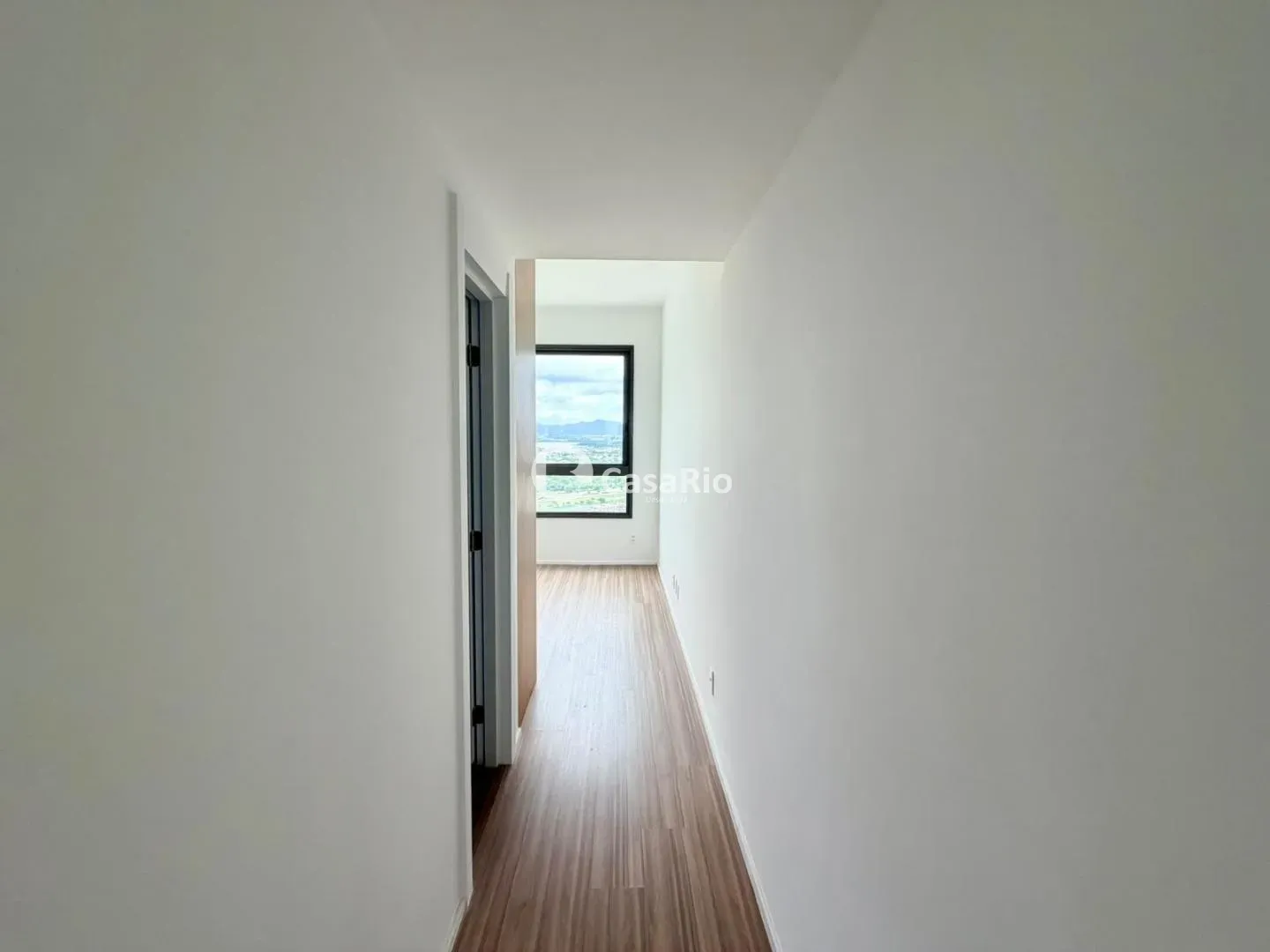 4-bedroom apartment in a building with a sauna — photo 33