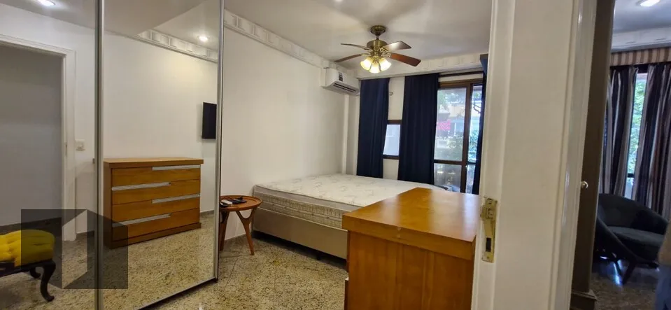 Apartment with a separate kitchen and gas stove — photo 16