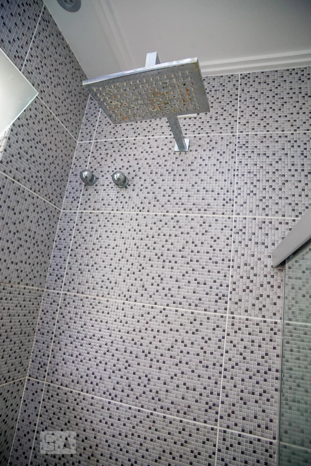Власний басейн та 4 спальні: будинок 330 м² — photo 62