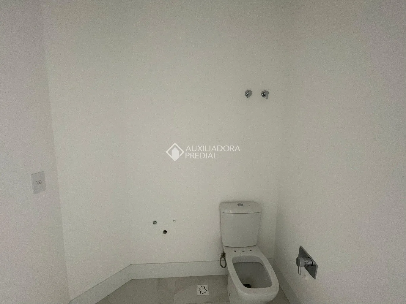 3-bedroom apartment with 159 m² and 2 parking spaces — photo 31