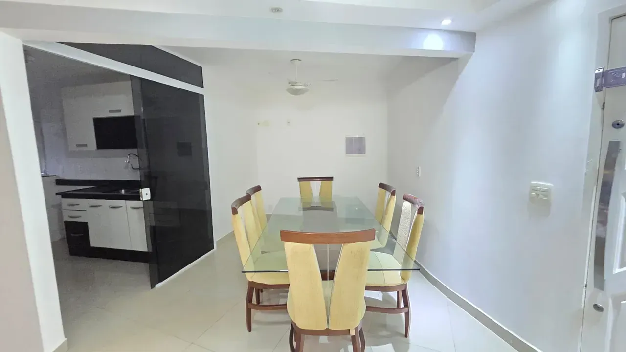 85 m² rental apartment with 2 bedrooms and 3 bathrooms — photo 18