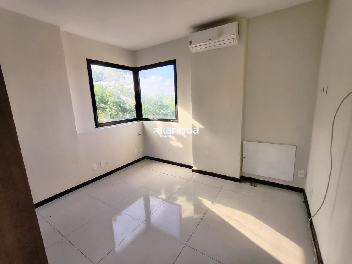 104 m² rental apartment with 3 bedrooms and 2 parking spaces — photo 12