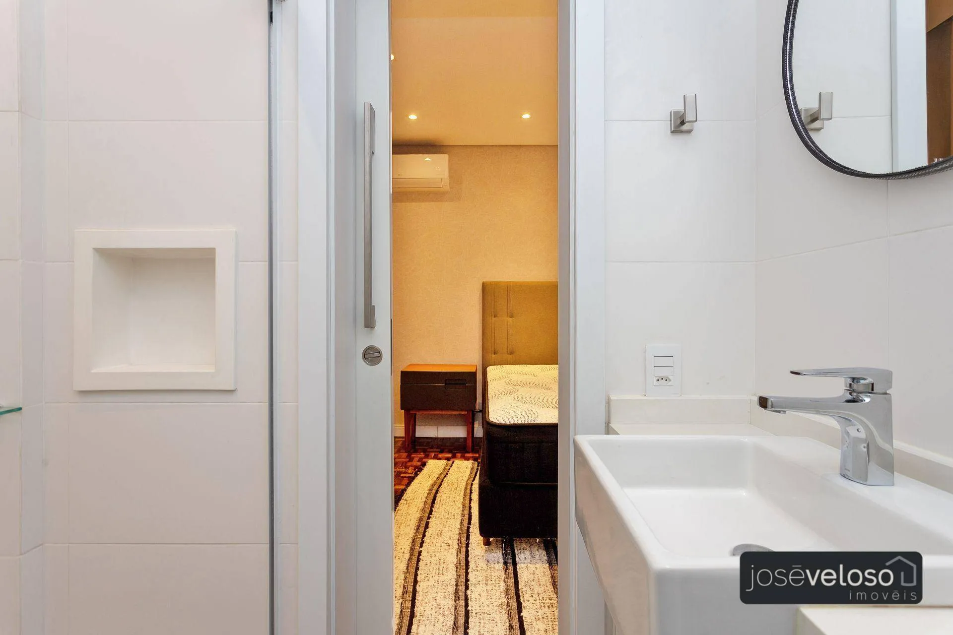 137 m² apartment with 3 bedrooms and air conditioning — photo 35