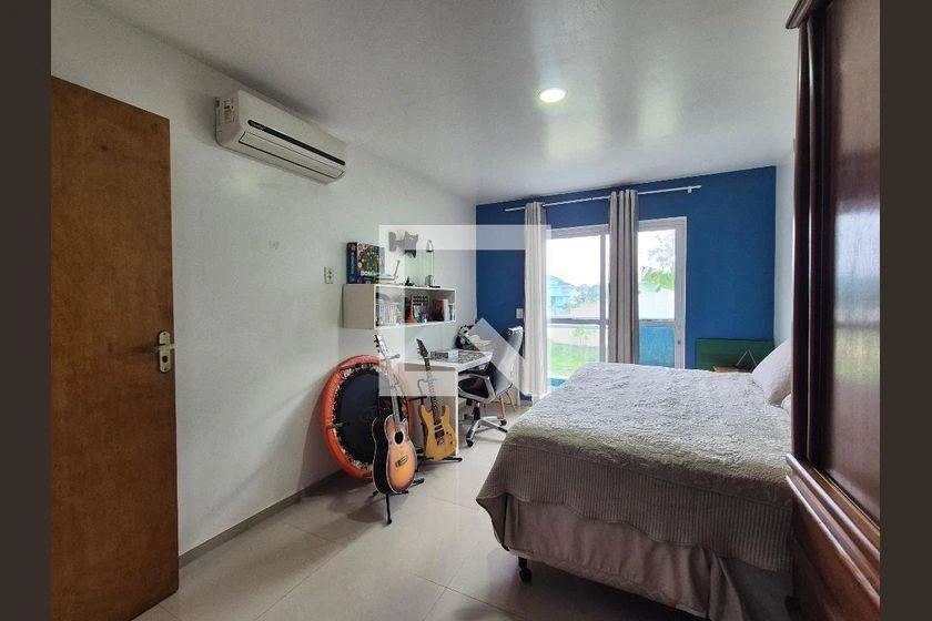 Condominium house with 4 bedrooms and a gas stove — photo 34