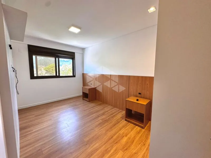 2-bedroom apartment with a washing machine in Florianópolis — photo 13