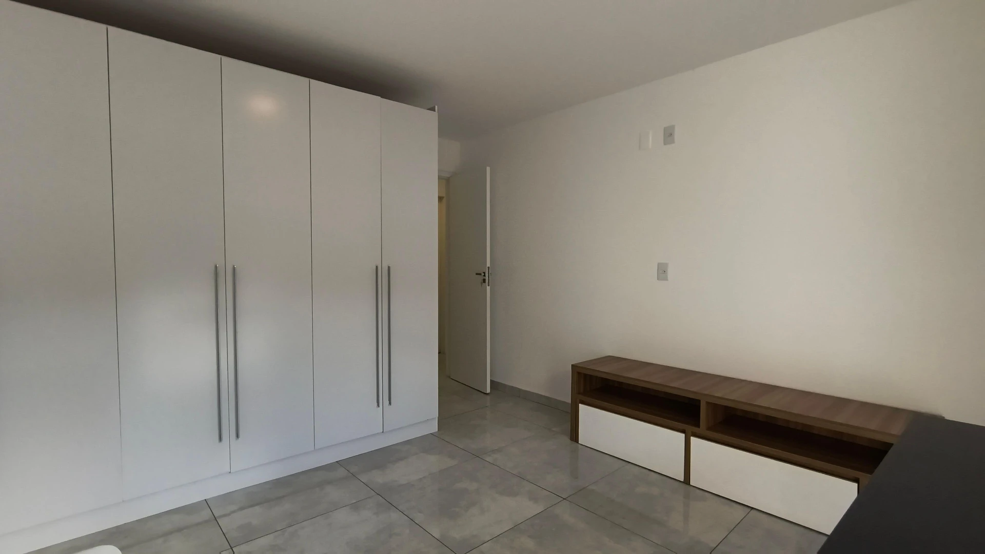 Casa mobiliada com 3 quartos, jardim e cozinha integrada — photo 30