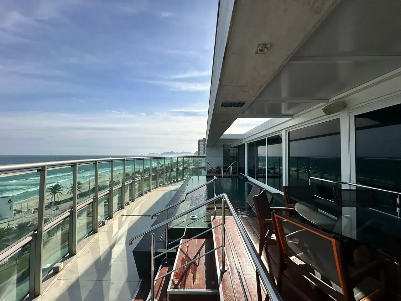 Furnished 4-bedroom apartment with 800 m² and 5 baths — photo 3