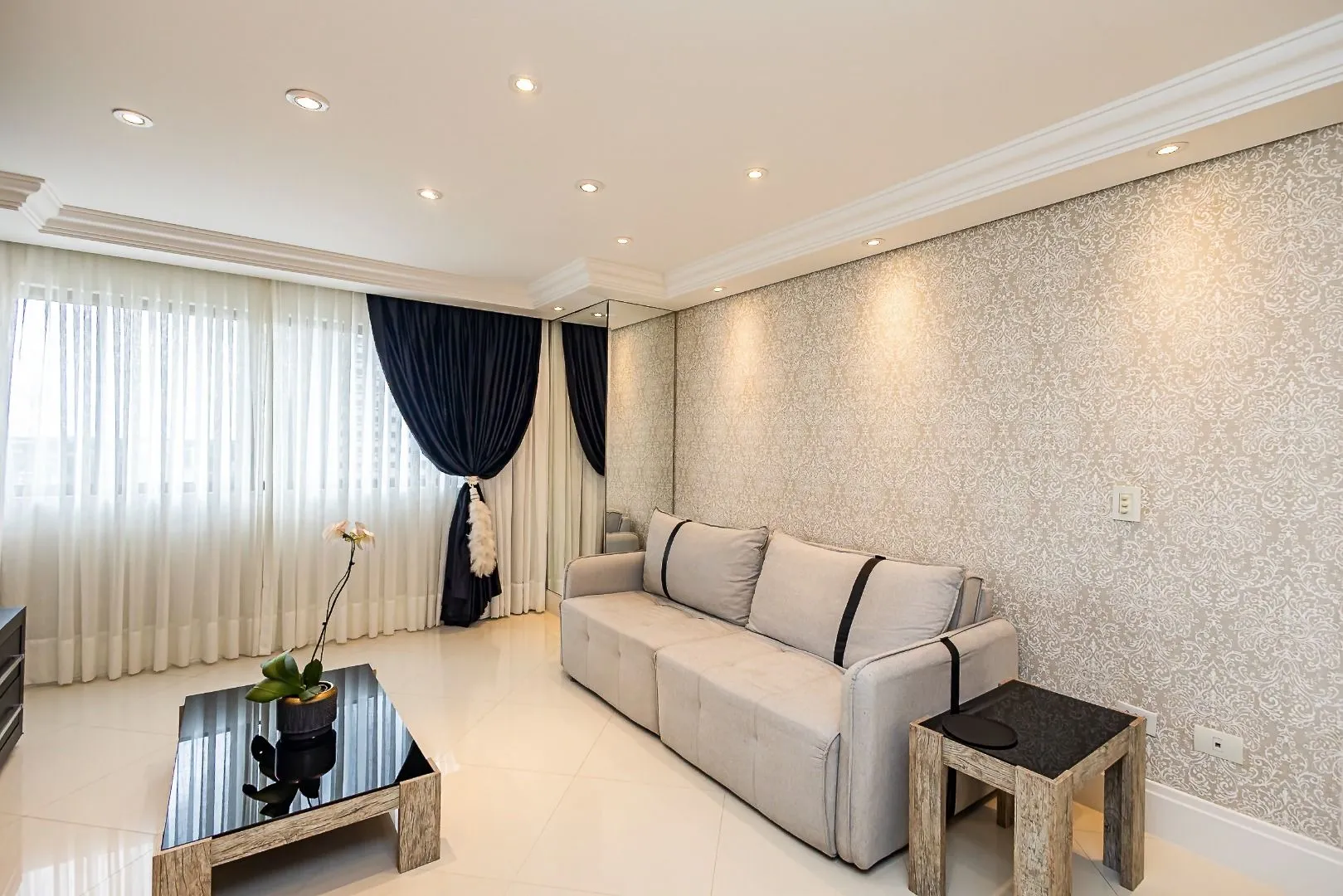 119 m² apartment with floor-to-ceiling windows and a bathtub — photo 10