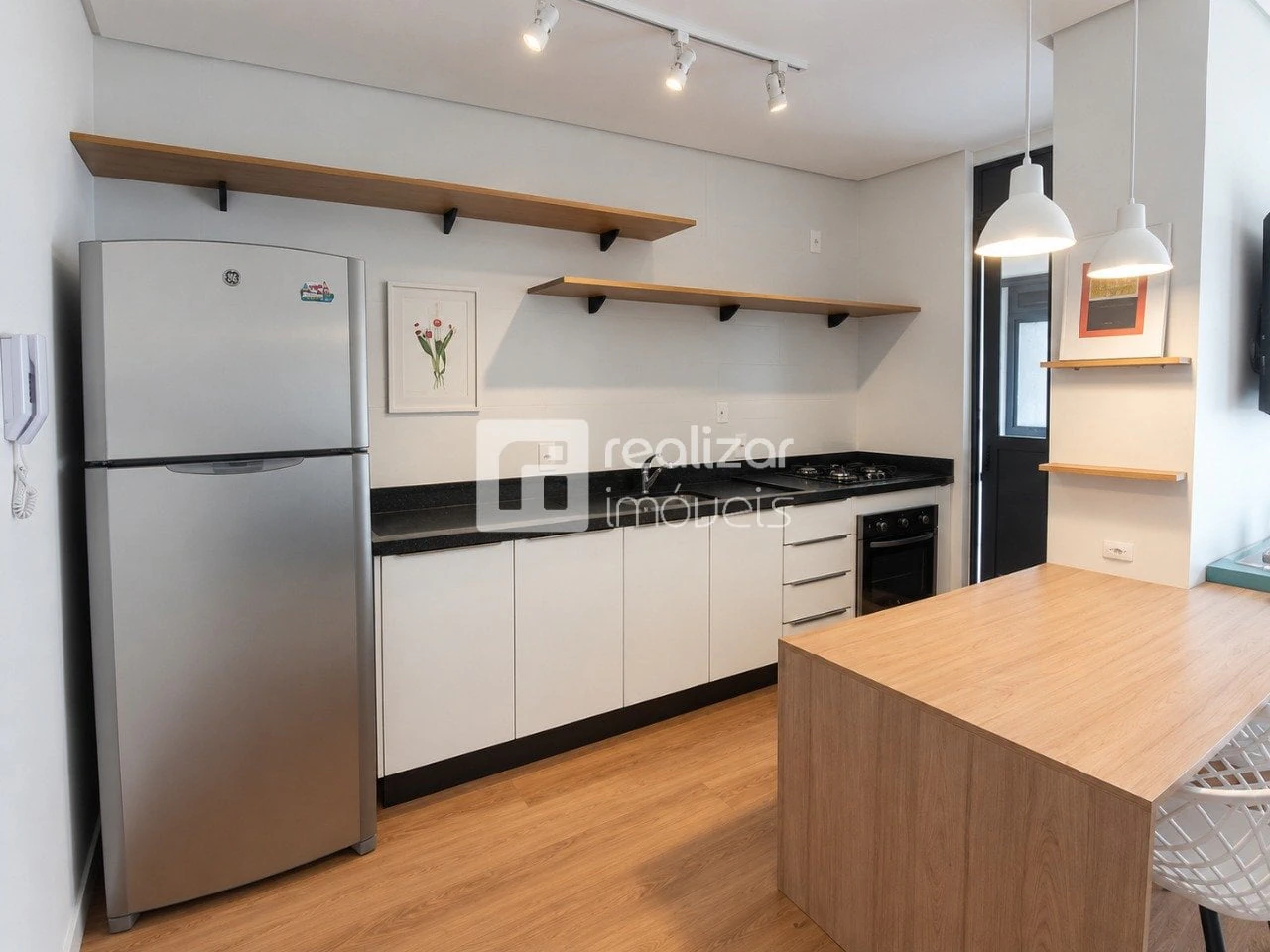 Furnished apartment, 39 m², with a grill on the balcony — photo 2