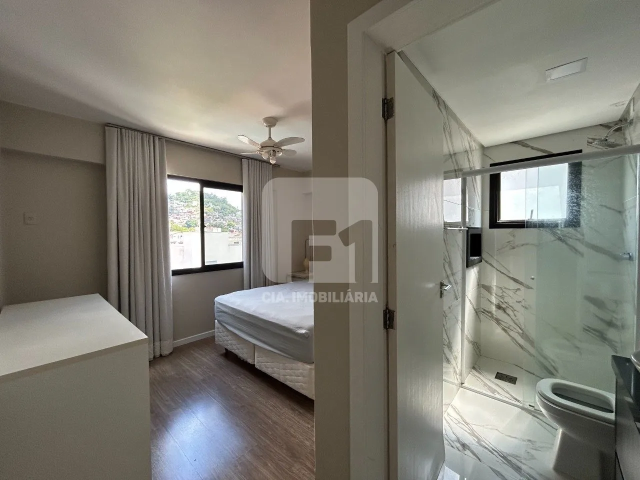 Furnished 3-bedroom apartment with 101 m² and balcony — photo 18