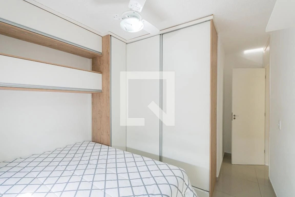 Furnished 2-bedroom apartment with 1 parking space — photo 7
