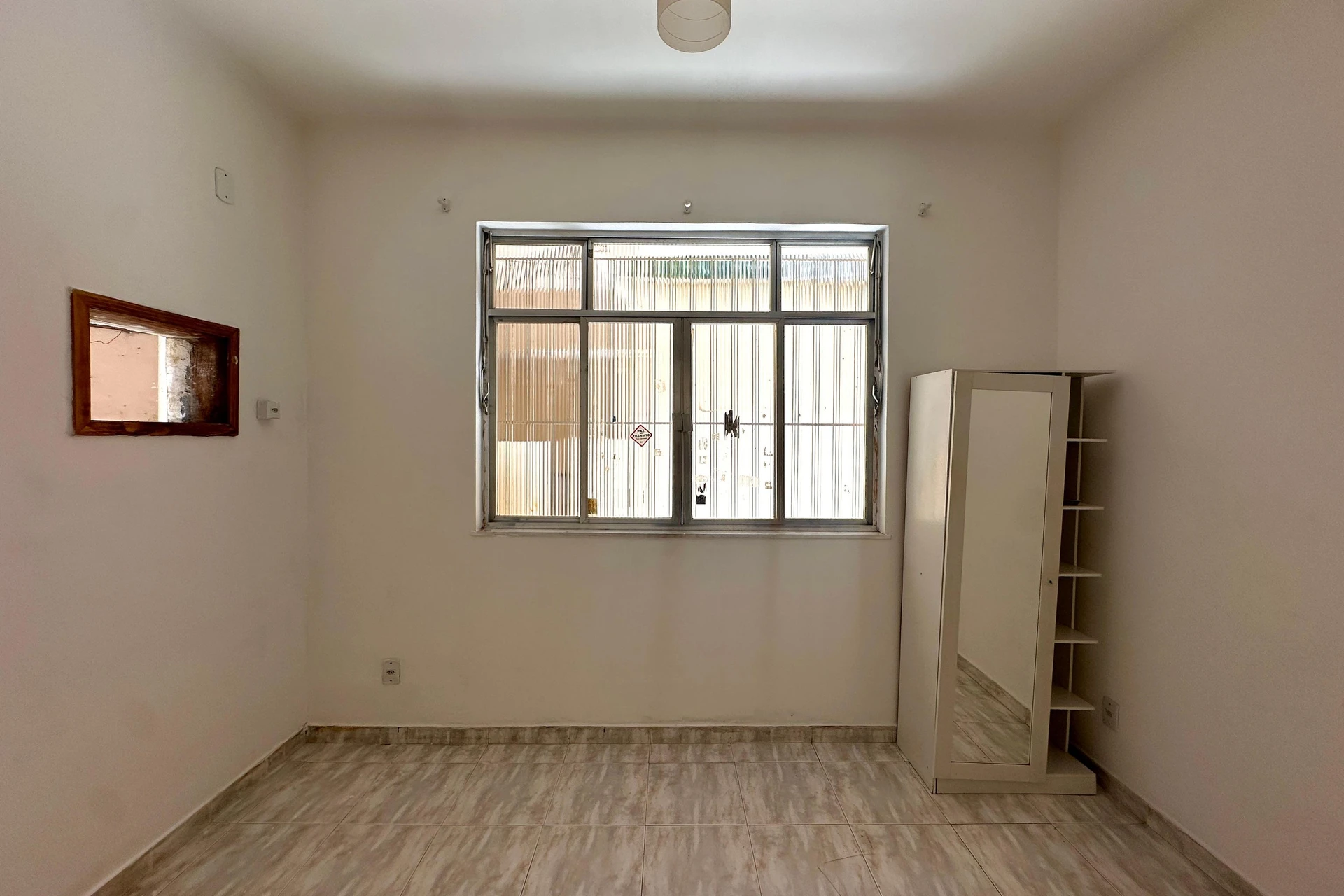 Apartamento sem móveis com 3 quartos e 1 banheiro — photo 15