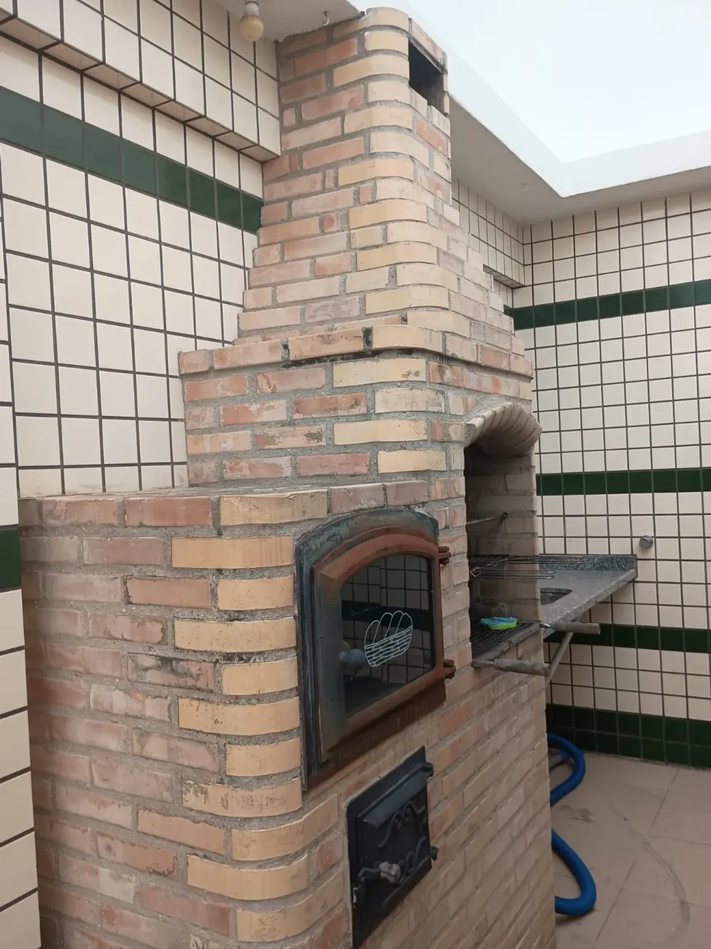 3-bedroom apartment in a building with a sauna — photo 4