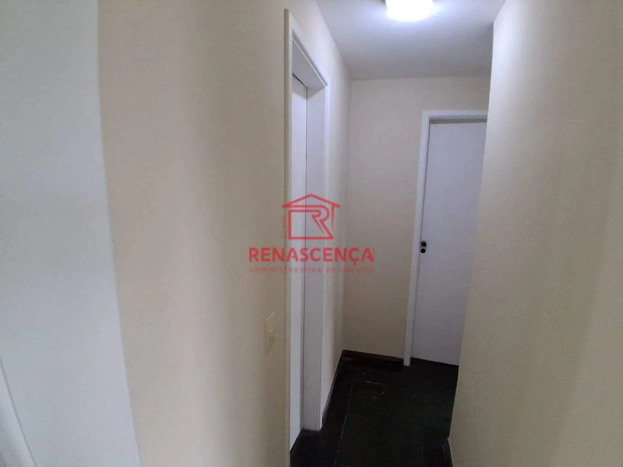 2-bedroom apartment with balcony and 1 parking spot — photo 12