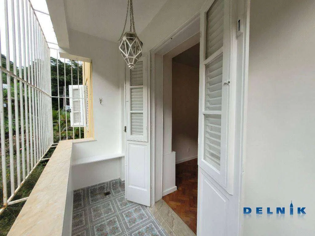 3-bedroom apartment for rent with a balcony — photo 2