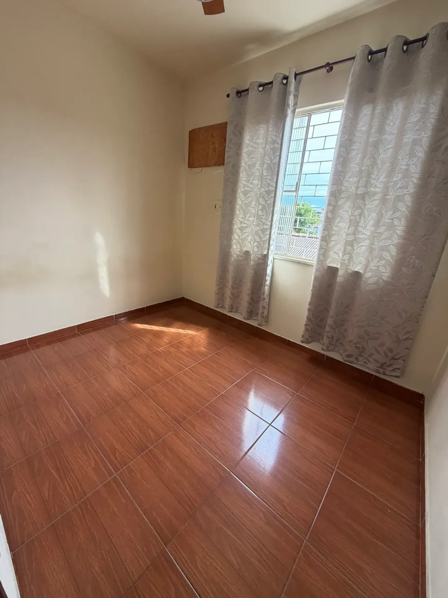 Casa mobiliada para locação com 6 quartos e 4 banheiros — photo 3