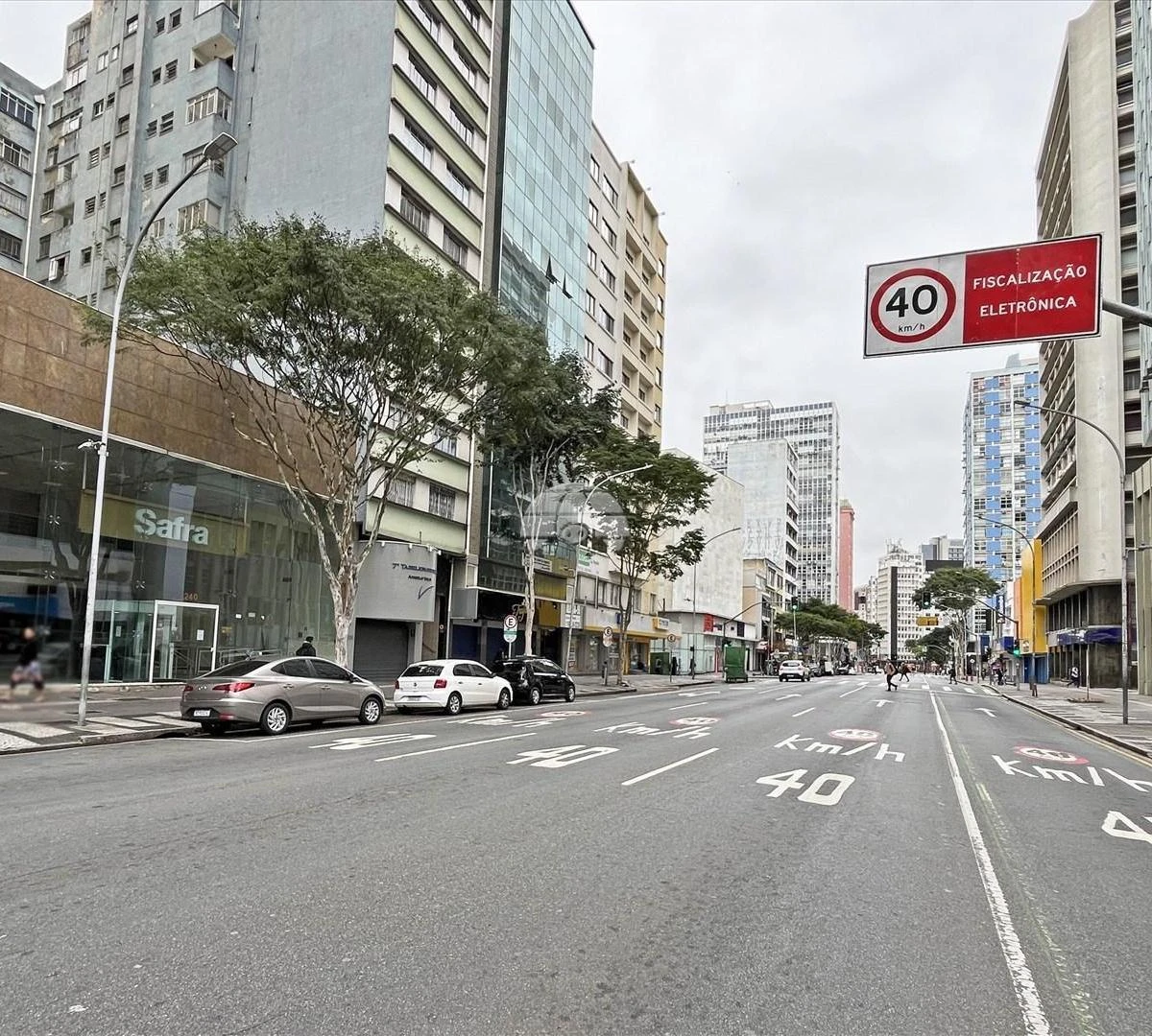 Departamento con piso de madera o laminado en Curitiba — photo 14