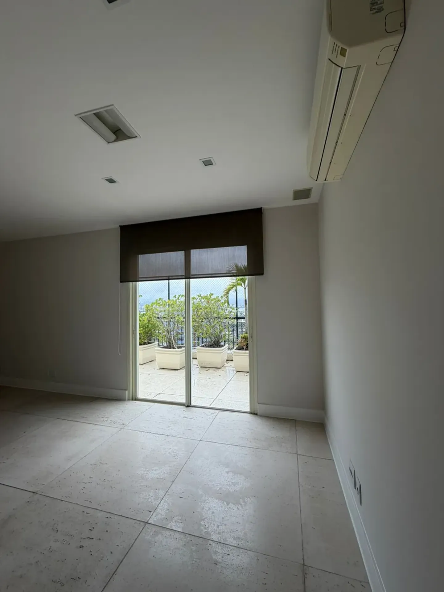 Duplex de 300 m² com 5 quartos e 5 banheiros — photo 20