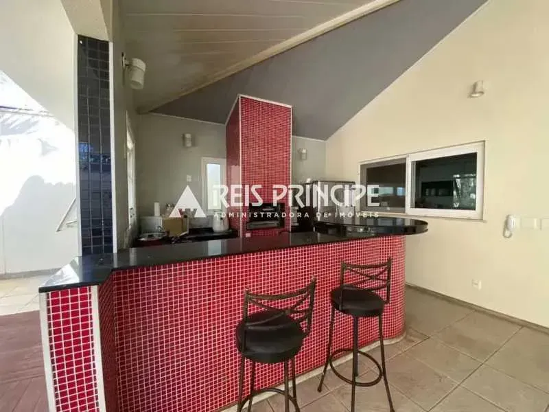 Duplex house with 5 bedrooms and a glass-enclosed balcony — photo 2