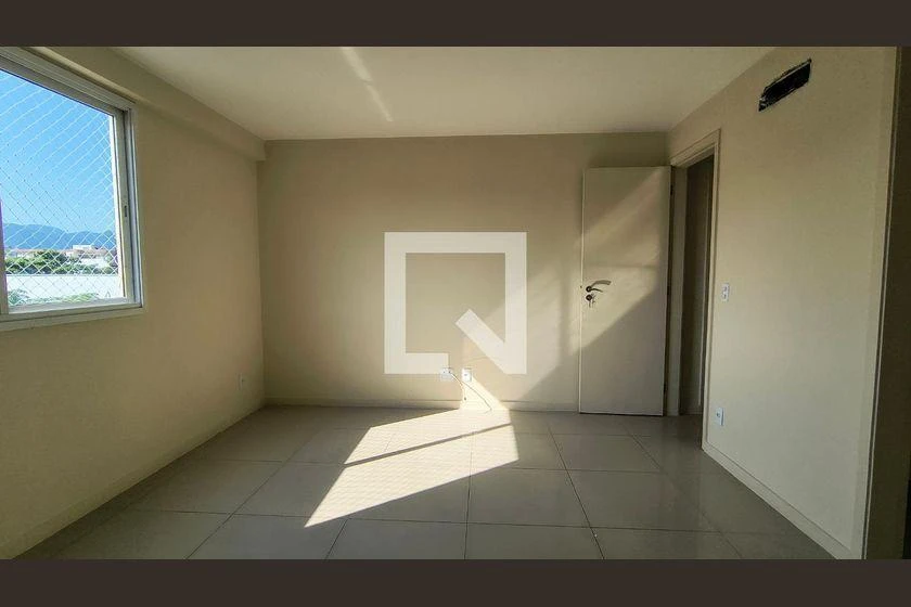280 m² 4-bedroom apartment with en-suites and 2 parking — photo 19