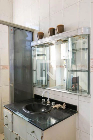 2-bedroom apartment with a washing machine — photo 40