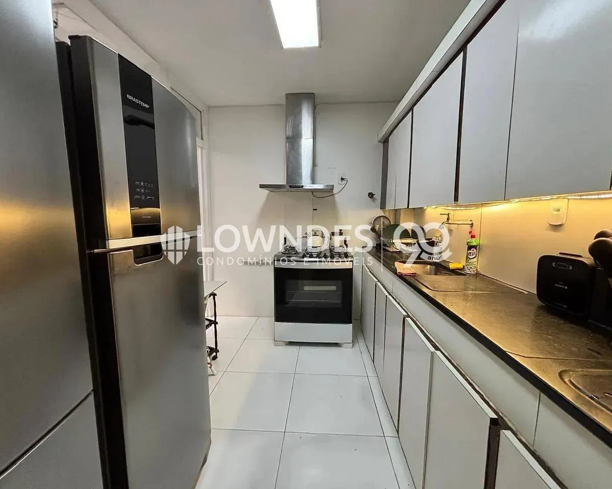 Apartamento com 2 suítes e 400 m² com varanda fechada — photo 35