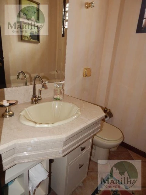 Робоче місце та 3 спальні: будинок 455 м² — photo 42