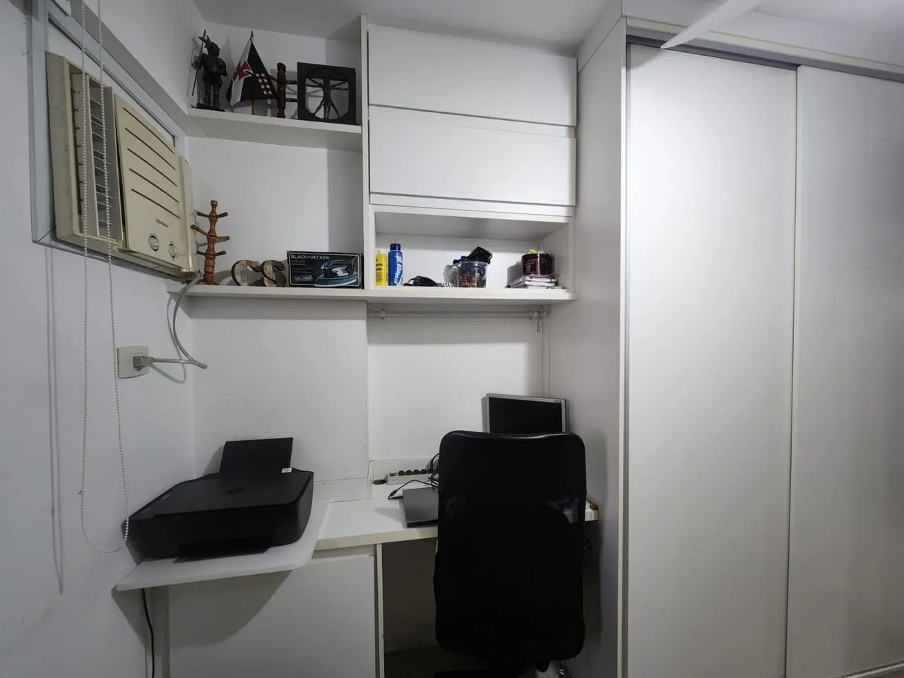 90 m² apartment with a washing machine and a home office — photo 19