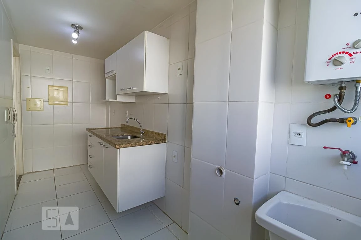 2-bedroom apartment with 1 suite and private balcony BBQ — photo 31