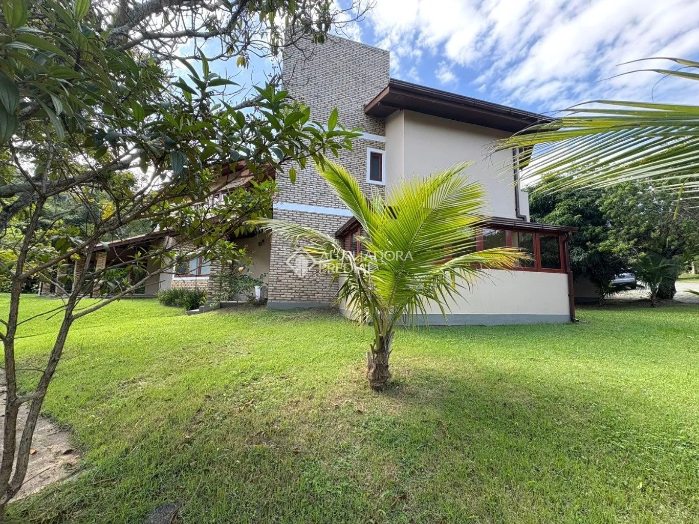 Closed-condominium house with 4 bedrooms and 3 bathrooms — photo 34