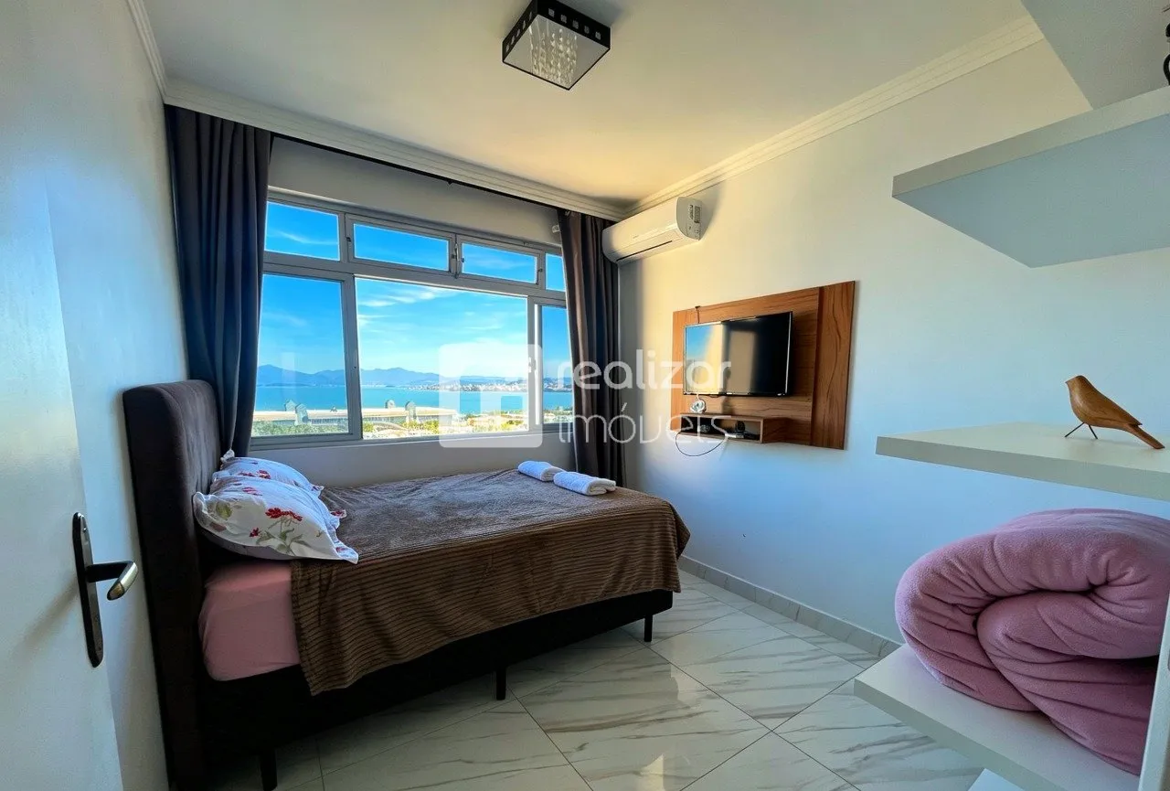 Furnished 73 m² apartment on the top floor — photo 3